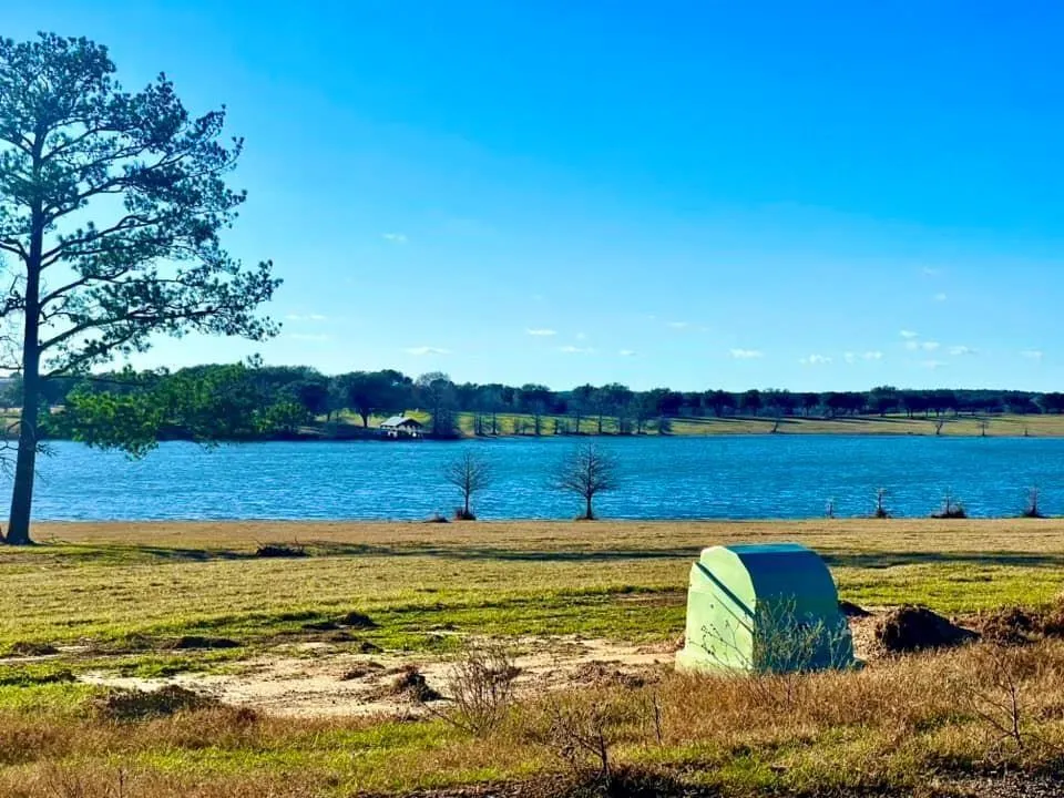 29 E Lakeland Court Hillister, TX 77624