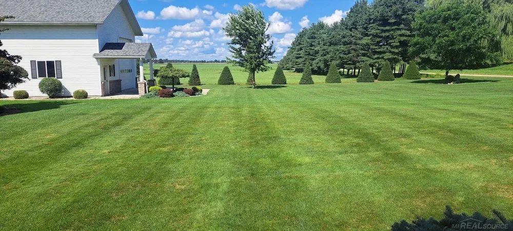 404 Whitetail Lane Watertown Township, MI 48471