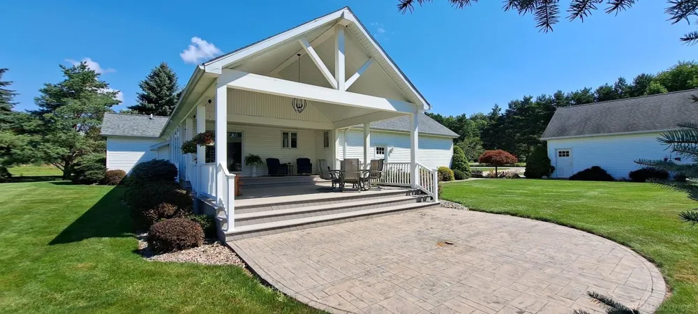 404 Whitetail Lane Watertown Township, MI 48471