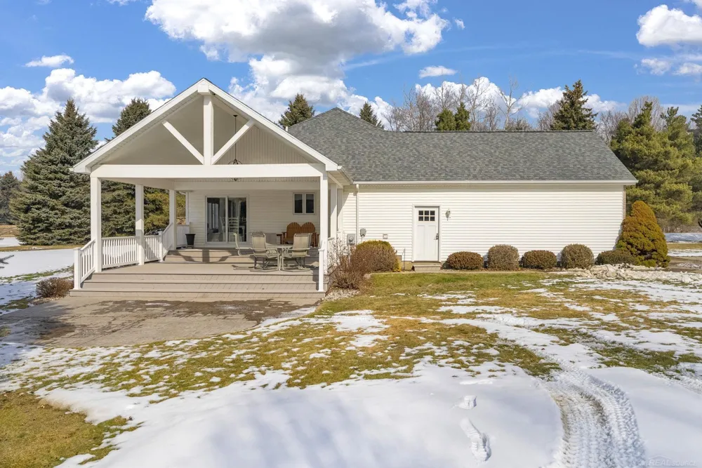 404 Whitetail Lane Watertown Township, MI 48471