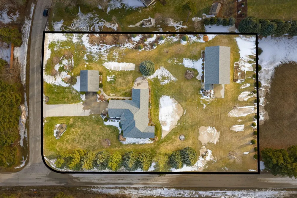 404 Whitetail Lane Watertown Township, MI 48471