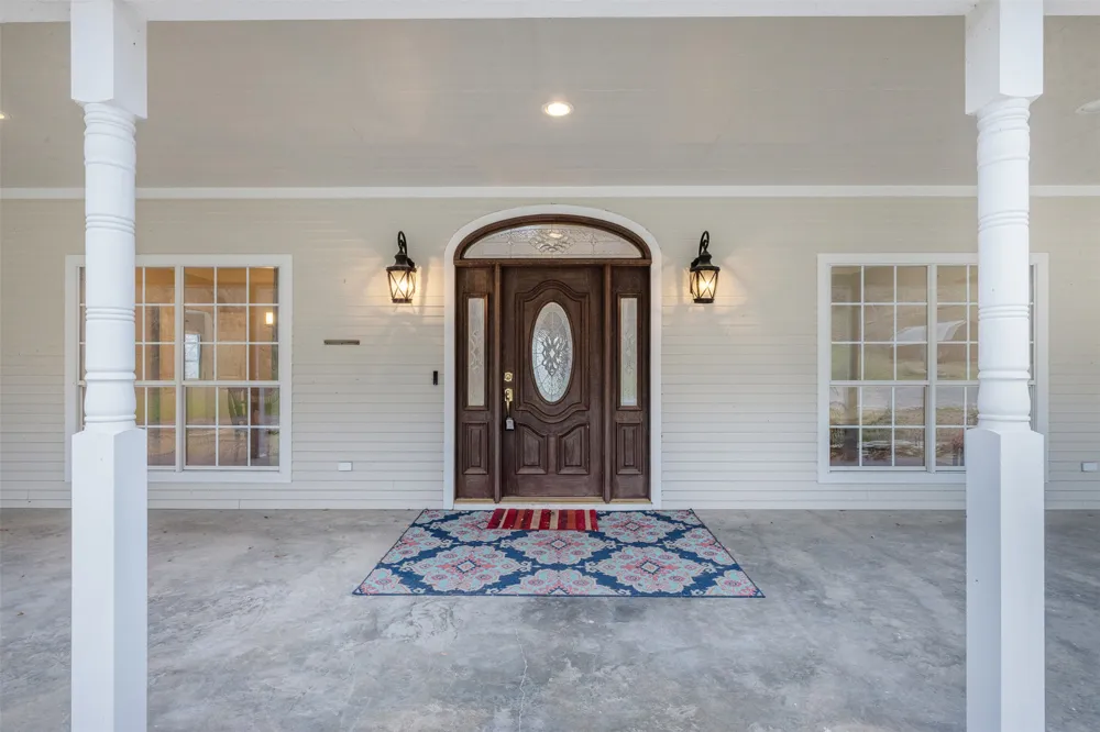601 Country Club Court La Grange, TX 78945