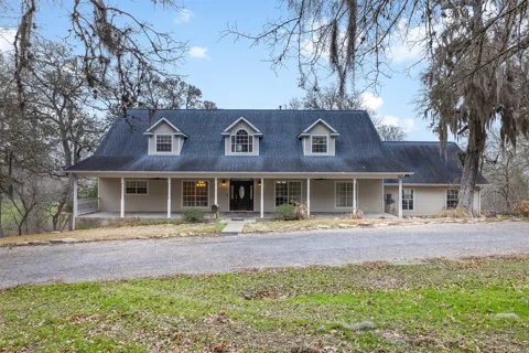 601 Country Club Court