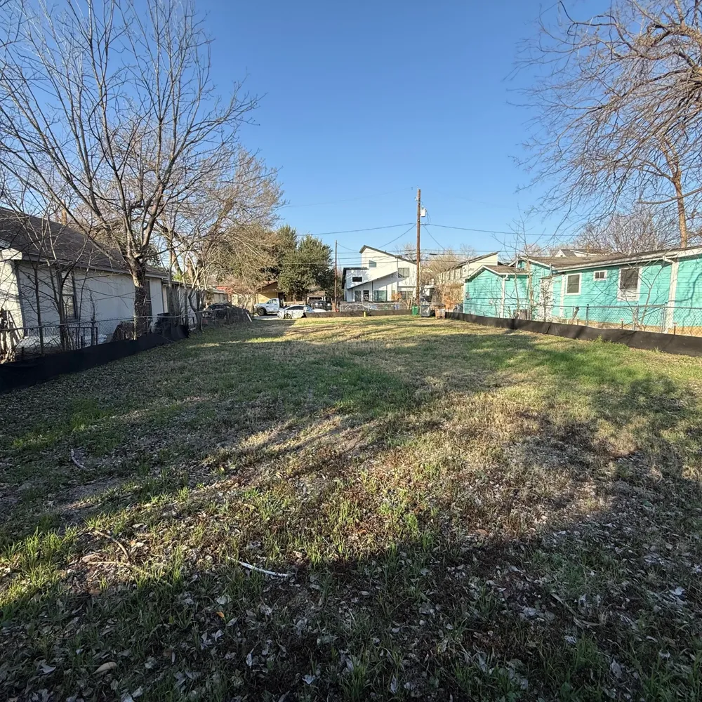 2707 Zaragosa Street Austin, TX 78702