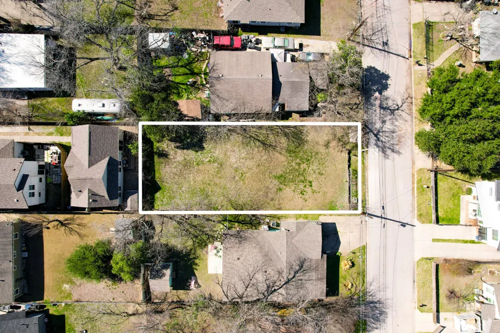 2707 Zaragosa Street Austin, TX 78702