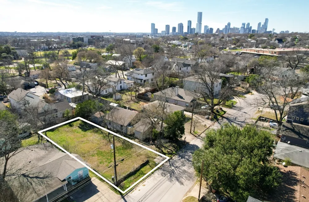 2707 Zaragosa Street Austin, TX 78702