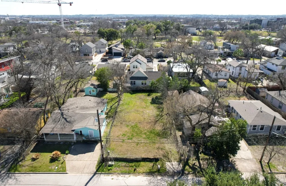 2707 Zaragosa Street Austin, TX 78702