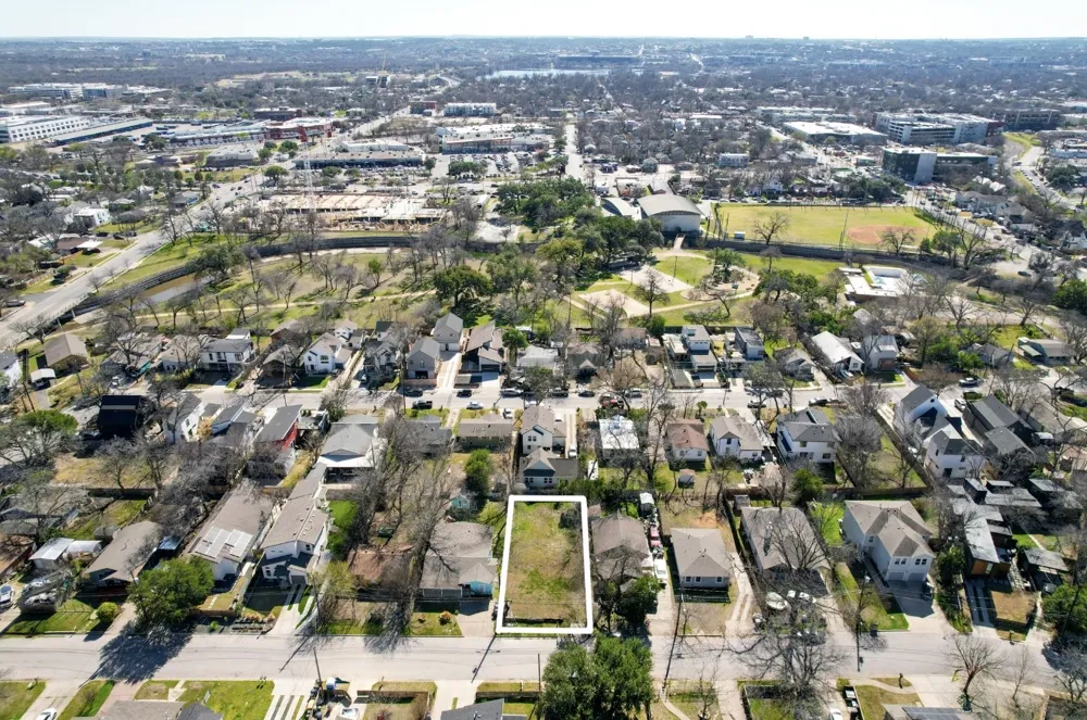 2707 Zaragosa Street Austin, TX 78702