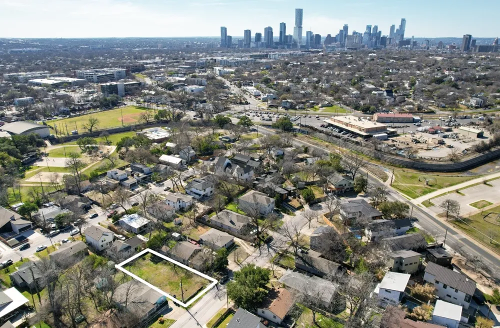 2707 Zaragosa Street Austin, TX 78702