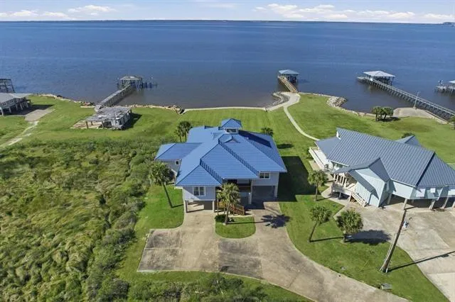 133 Pelican Lane Lake Charles, LA 70607