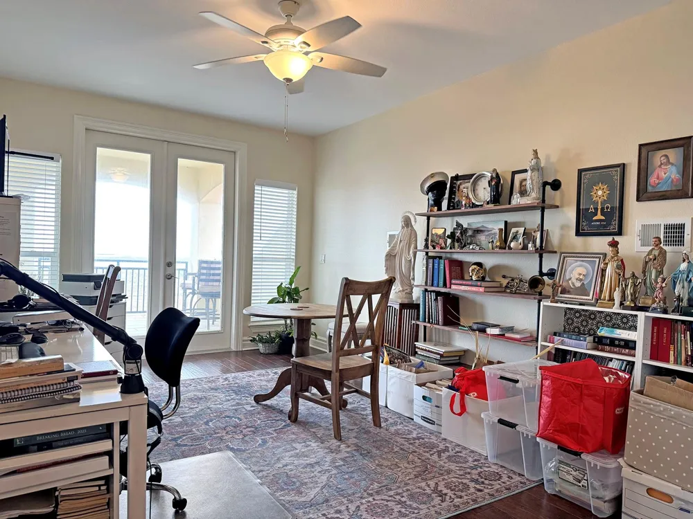 591 E Burgundy Bay Port O Connor, TX 77982