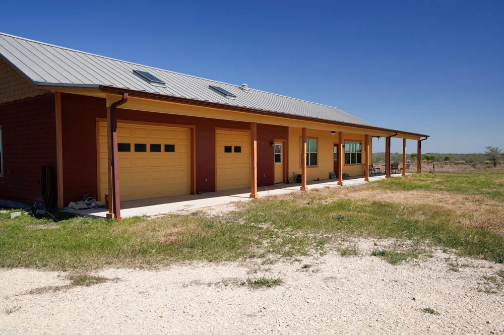 6455 Gebert Road Schulenburg, TX 78949