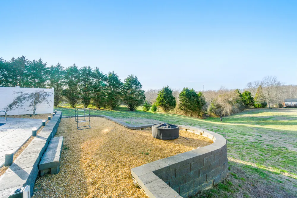 685 County Road Bryant, AL 35958