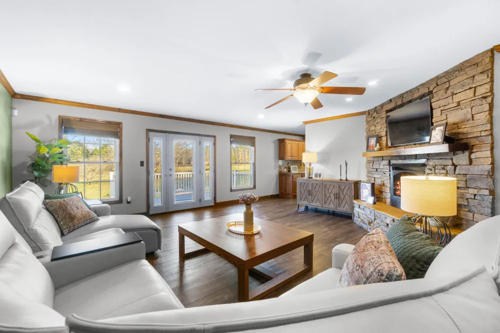 685 County Road Bryant, AL 35958