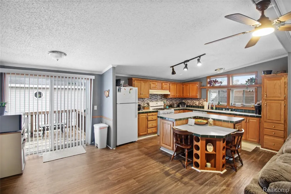 2351 Hiddenview Drive Berlin Charter Township, MI 48166