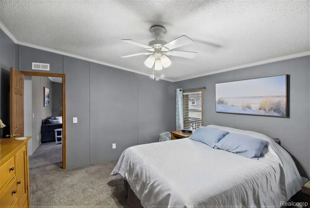 2351 Hiddenview Drive Berlin Charter Township, MI 48166