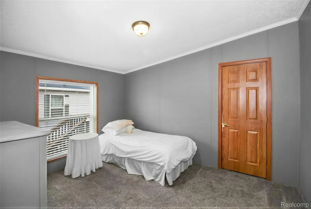 2351 Hiddenview Drive Berlin Charter Township, MI 48166