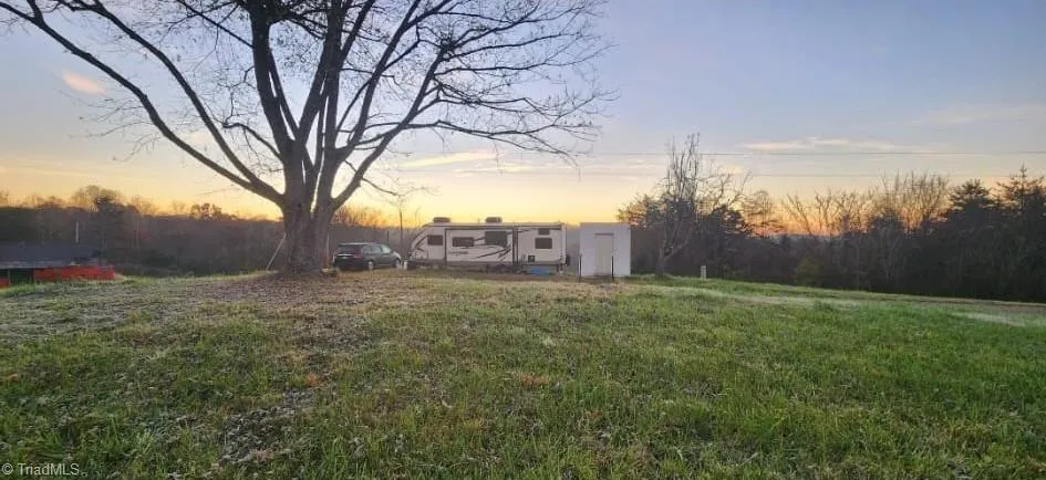 1324 Hardie Mabe Road Danbury, NC 27016