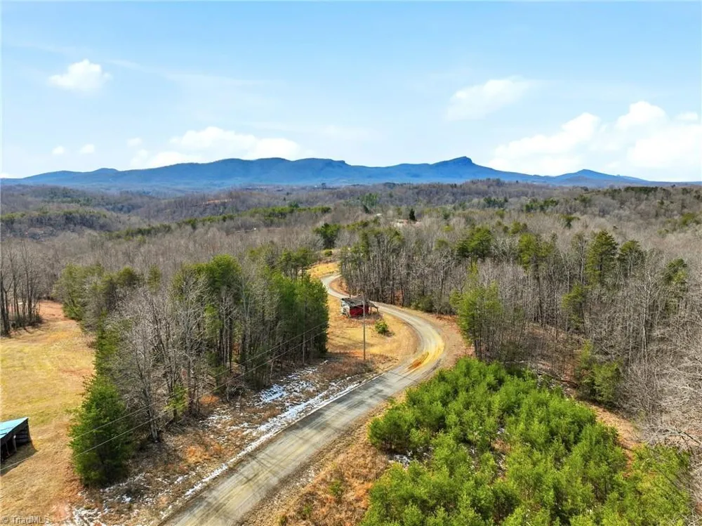 1324 Hardie Mabe Road Danbury, NC 27016