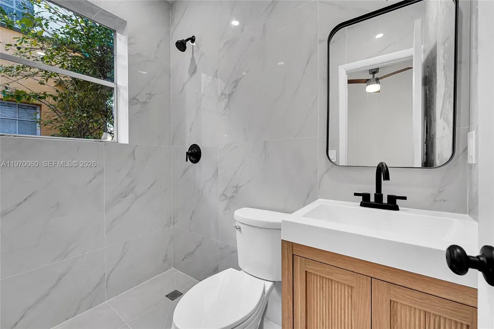 1027 Pennsylvania Ave #103 Miami Beach, FL 33139