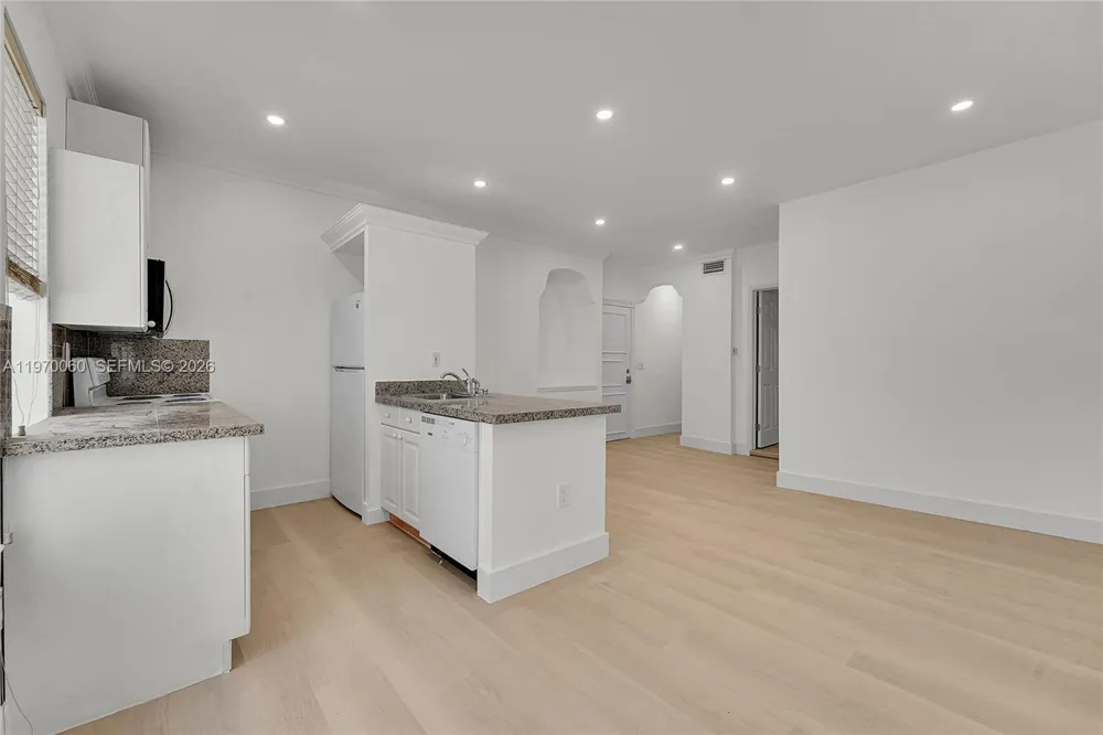 1027 Pennsylvania Ave #103 Miami Beach, FL 33139