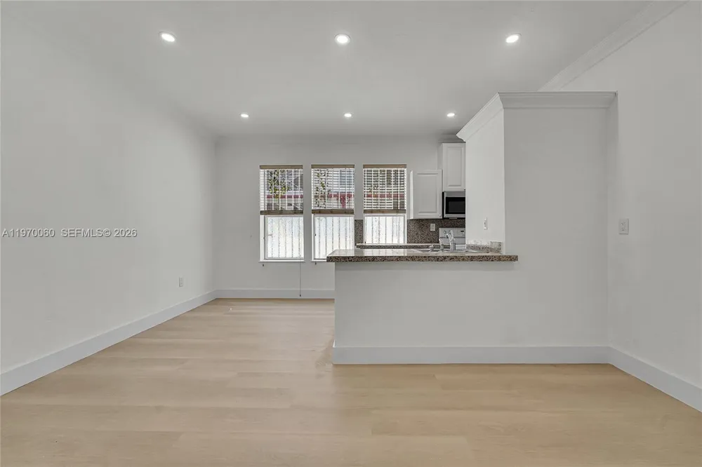 1027 Pennsylvania Ave #103 Miami Beach, FL 33139