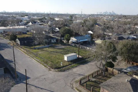 Waltrip St Street