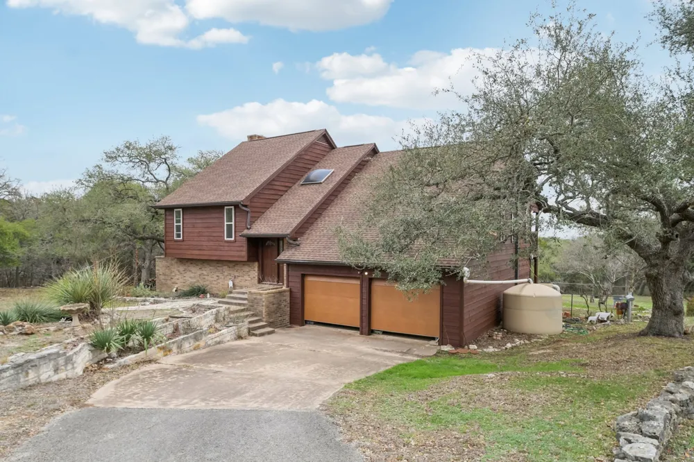 407 Pioneer Trail San Marcos, TX 78666