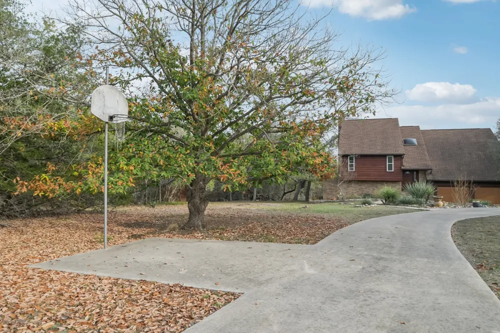 407 Pioneer Trail San Marcos, TX 78666