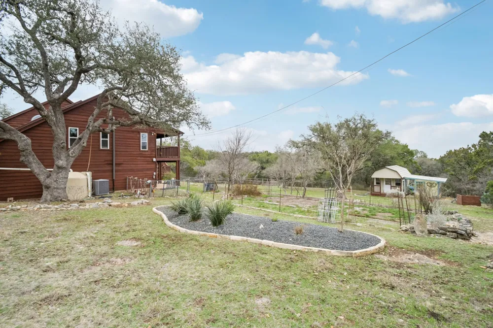 407 Pioneer Trail San Marcos, TX 78666