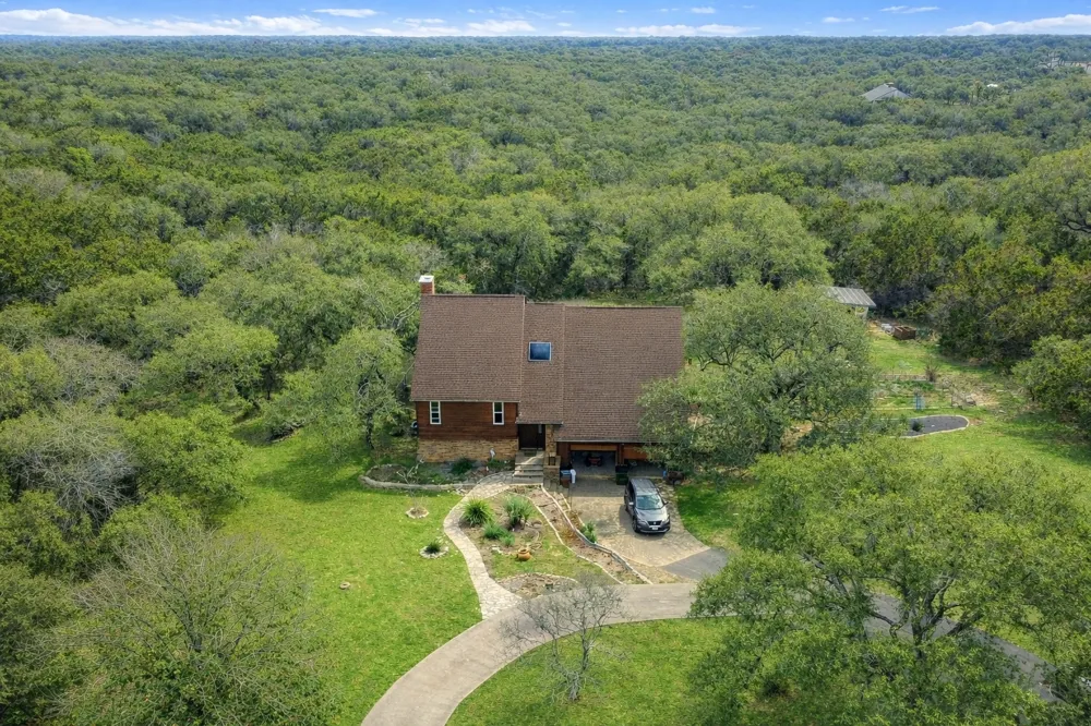 407 Pioneer Trail San Marcos, TX 78666