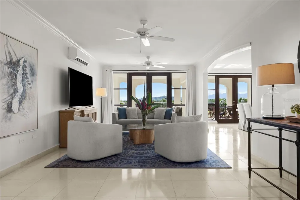 400 COCO BEACH BVL #302B Rio Grande, PR 00721
