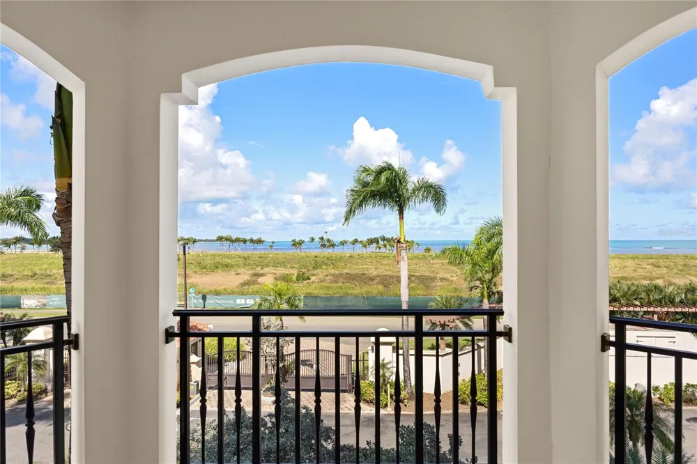 400 COCO BEACH BVL #302B Rio Grande, PR 00721