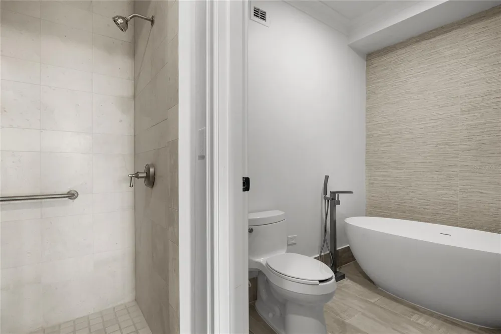 400 COCO BEACH BVL #302B Rio Grande, PR 00721