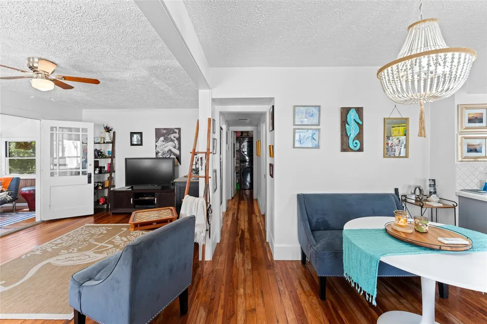 783 30TH AVENUE St Petersburg, FL 33704