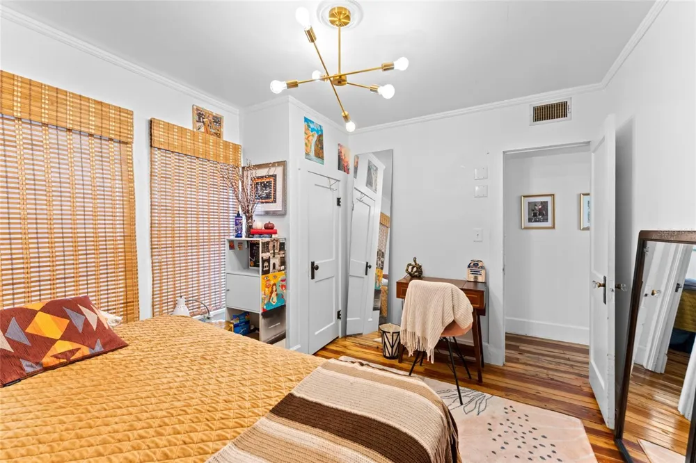 783 30TH AVENUE St Petersburg, FL 33704