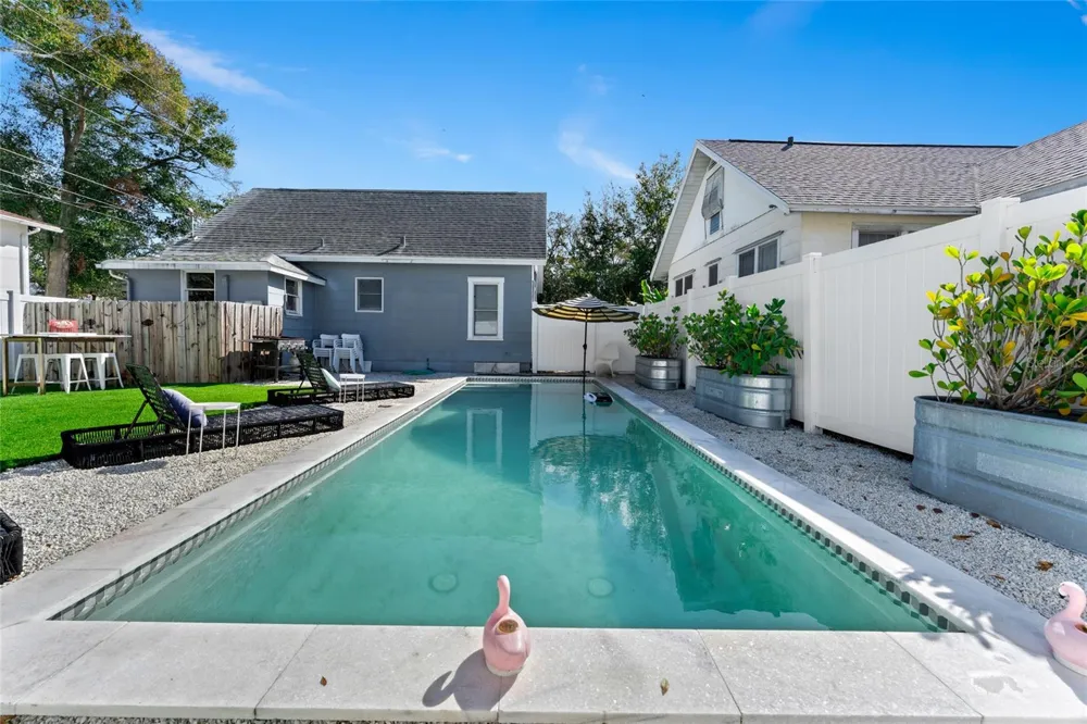 783 30TH AVENUE St Petersburg, FL 33704
