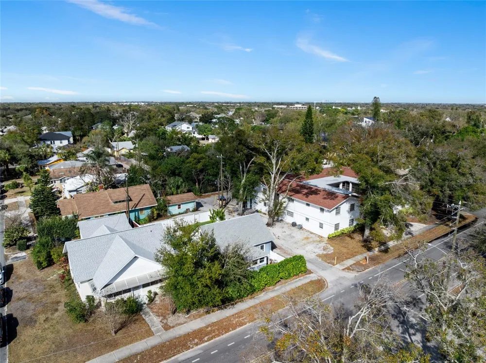 783 30TH AVENUE St Petersburg, FL 33704
