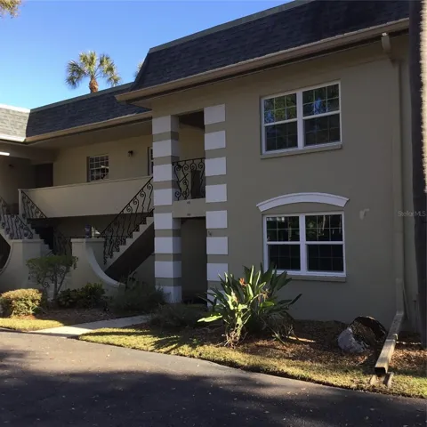 44 COUNTRY CLUB DRIVE #44