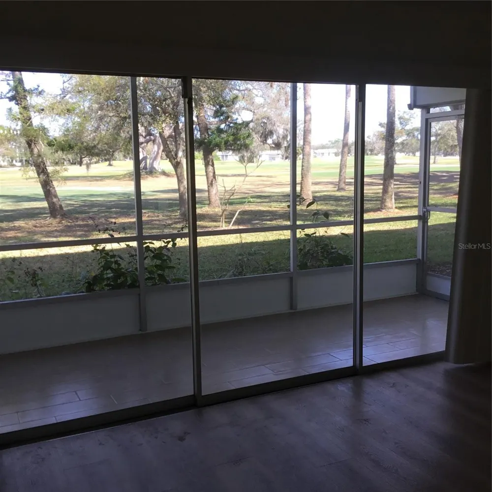 44 COUNTRY CLUB DRIVE #44 Largo, FL 33771