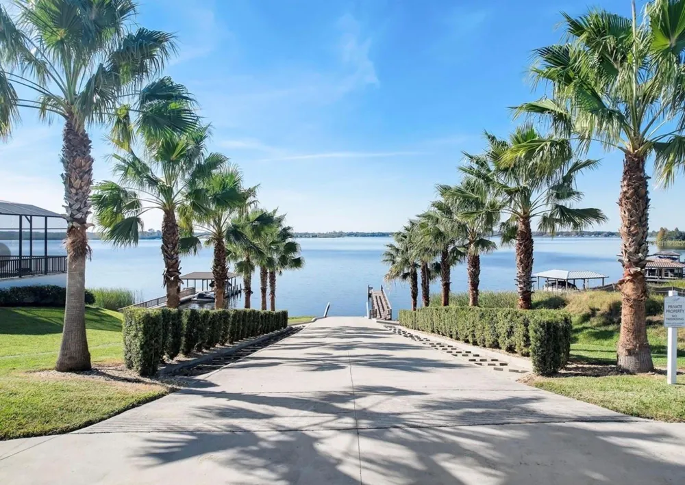 707 WATERFERN TRAIL DRIVE Auburndale, FL 33823