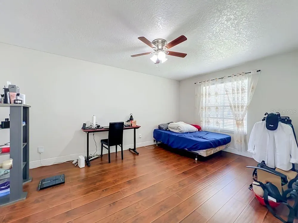 8818 RESERVATION DRIVE Orlando, FL 32829