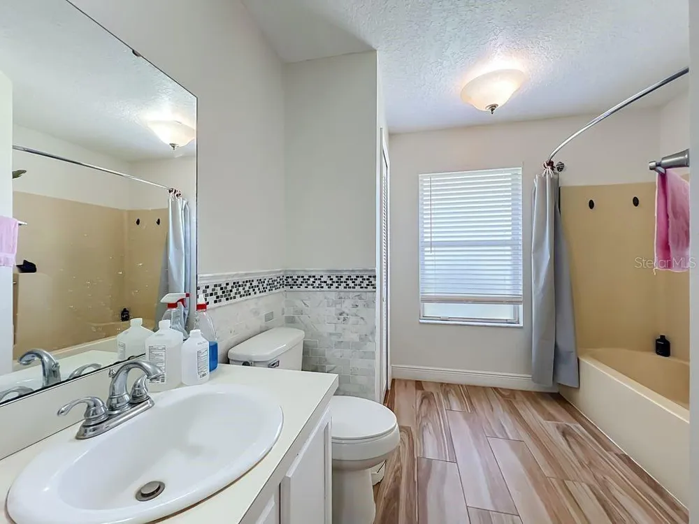 8818 RESERVATION DRIVE Orlando, FL 32829
