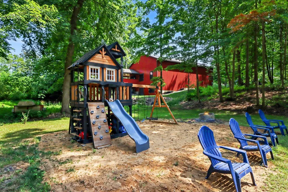 2523 Vanhorn Court Allegan Township, MI 49010