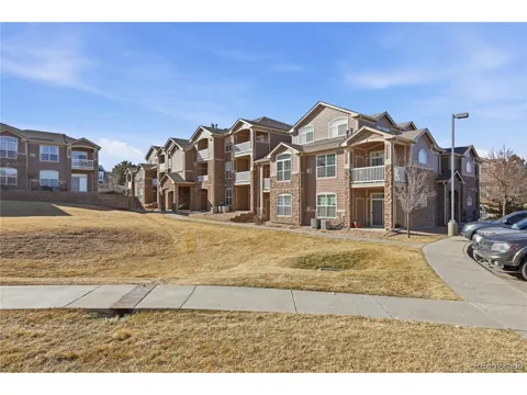 7440 S Blackhawk Street #14-305