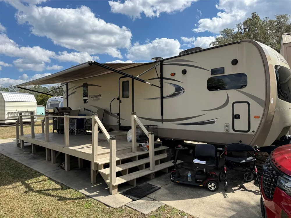 2875 NE 102ND AVENUE ROAD Silver Springs, FL 34488