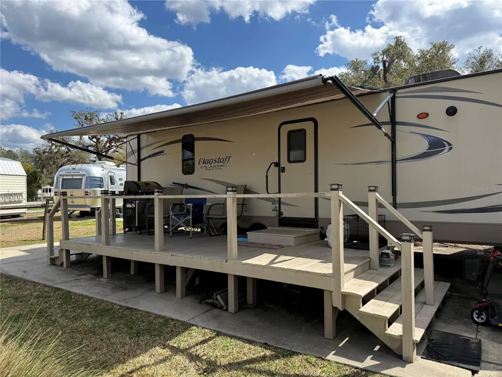 2875 NE 102ND AVENUE ROAD Silver Springs, FL 34488