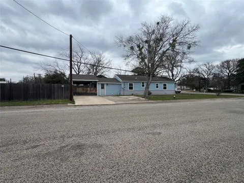 711 Grimes Street