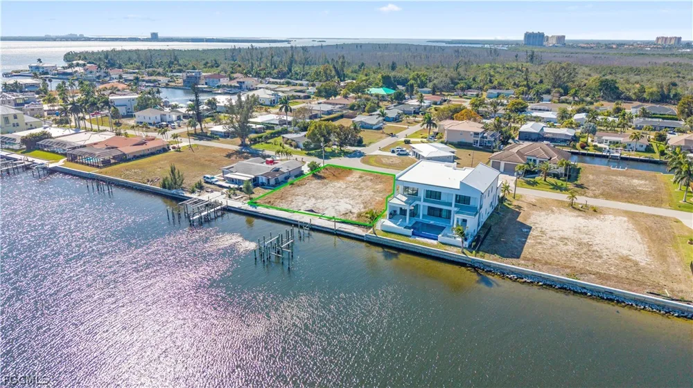 SW 1st Avenue Cape Coral, FL 33914