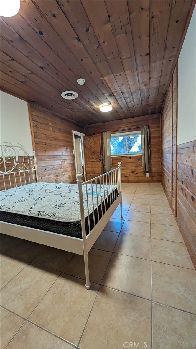 546 Griswold Avenue San Fernando, CA 91340